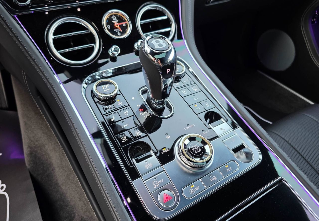 Zunanja slika - Bentley Continental - GT-V8-BLACK EDITION-KOT NOV-MAX OPREMA-1 LASTNIK - 16