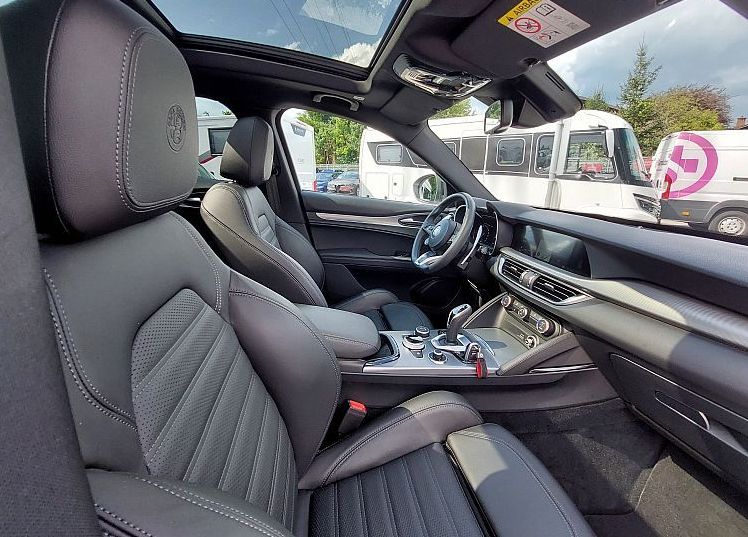 Zunanja slika - Alfa Romeo Stelvio - Veloce 2.2 Multijet 210 Q4 - 9