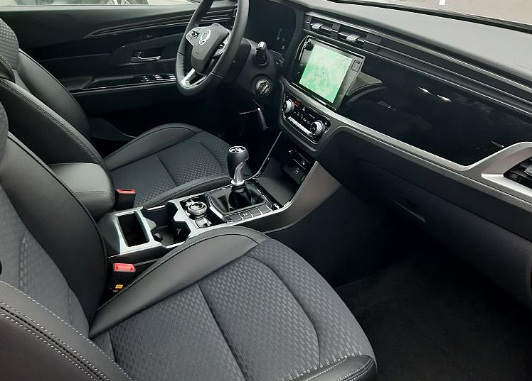 Zunanja slika - KG Mobility Korando - 1.5 T-GDI 110 kW Smart M T - 9