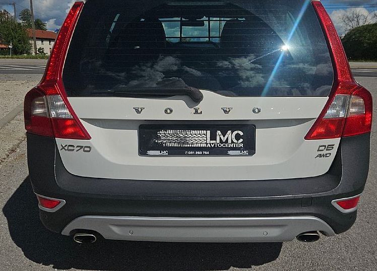 Zunanja slika - Volvo XC70 - D5 AWD 205ks °AUTOMATIC° °19-COL° USNJE - 6