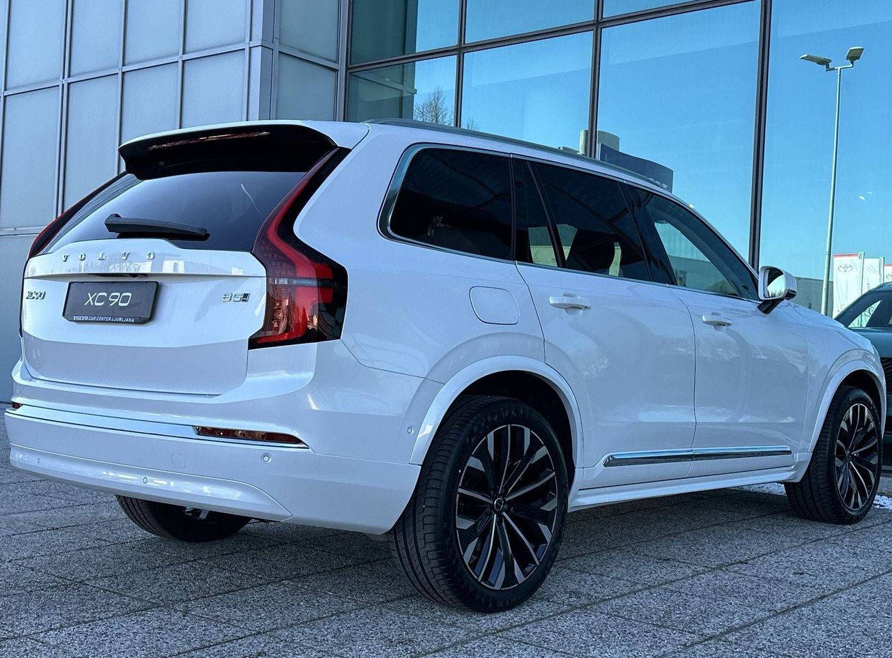 Zunanja slika - Volvo XC90 - B5 AWD Mild hybrid P Plus Bright 7s. 3 leta gar. - 4