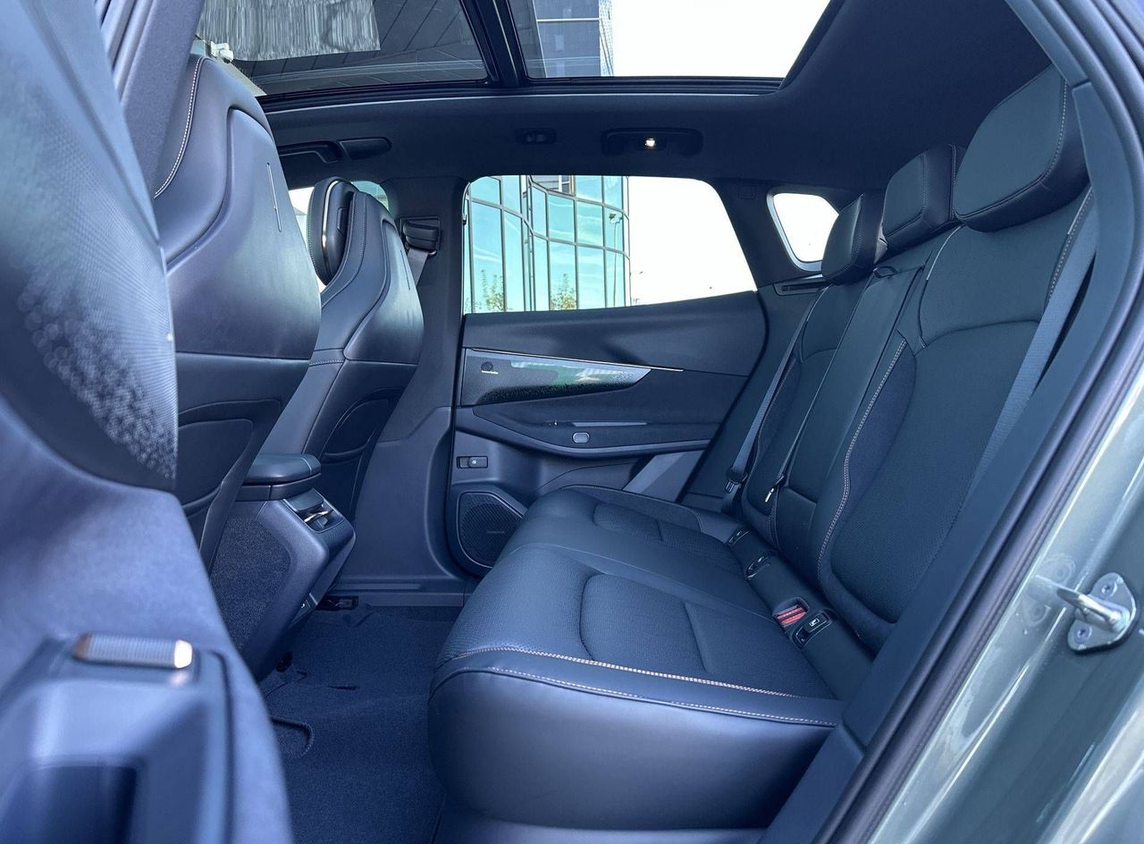 Zunanja slika - Lynk & Co 08 - More 2025 Priključni hibrid... - 19