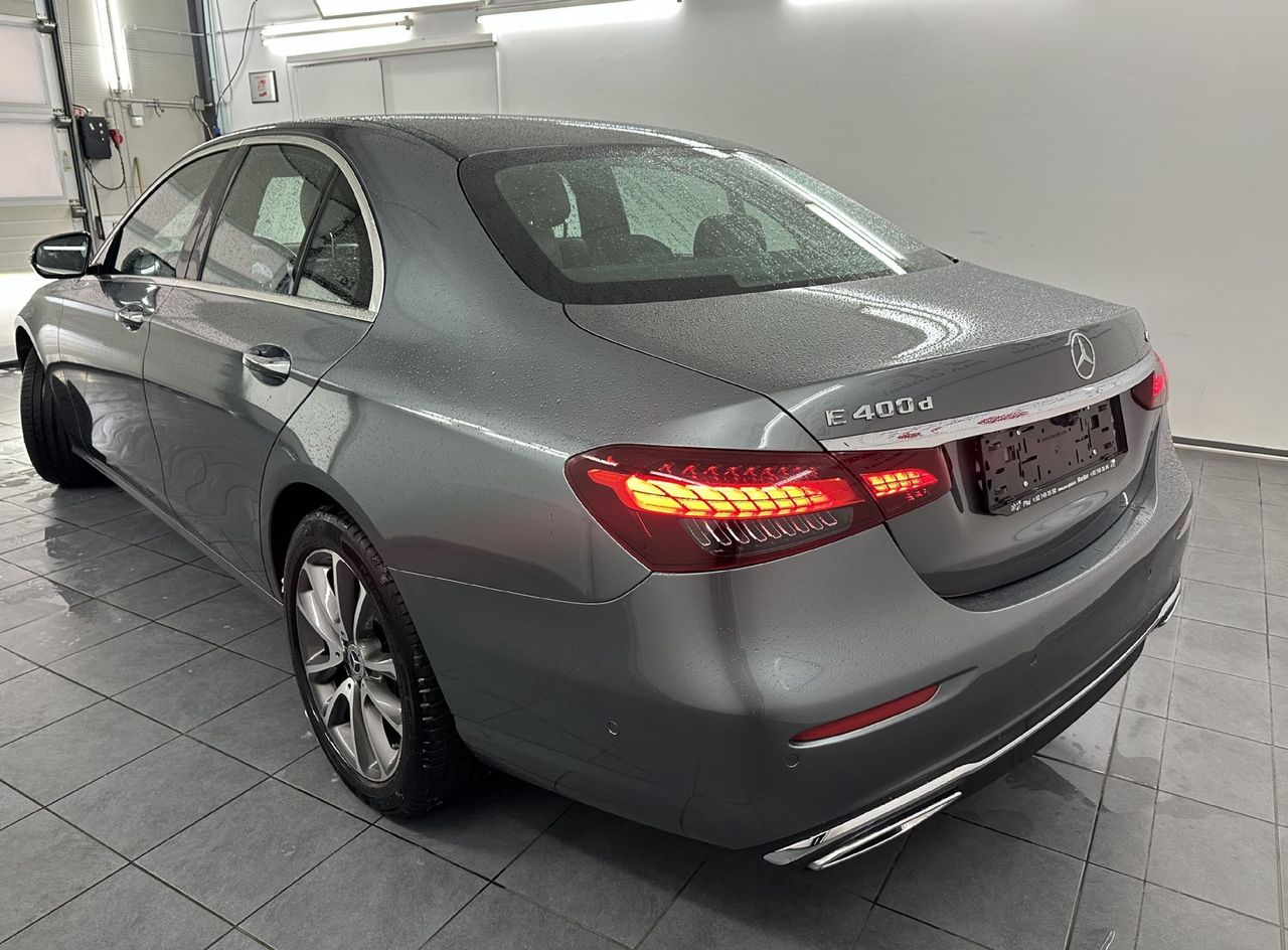 Zunanja slika - Mercedes-Benz E-Razred - E 400 d 4MATIC.KAMERA.USNJE.ACC.ZRAČ.VZMETENJE.LE - 1