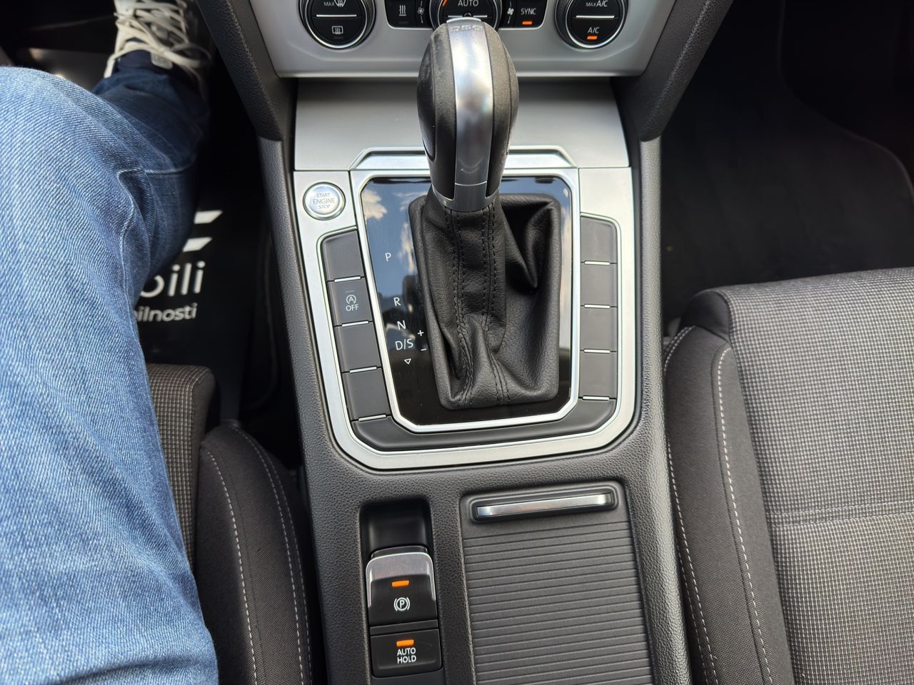Zunanja slika - VW Passat - 2,0 TDI BMT Comfortline DSG - 13