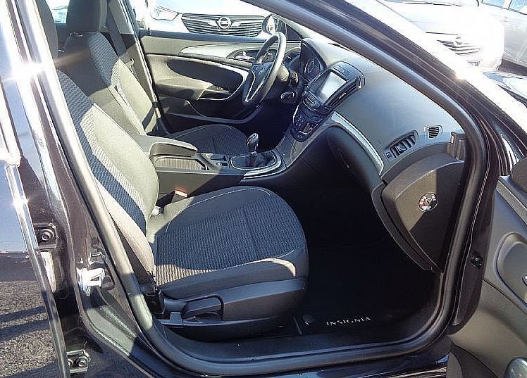 Zunanja slika - Opel Insignia - 2.0 CDTI 140KM ST - samo 24.000 prevoženih km - 6