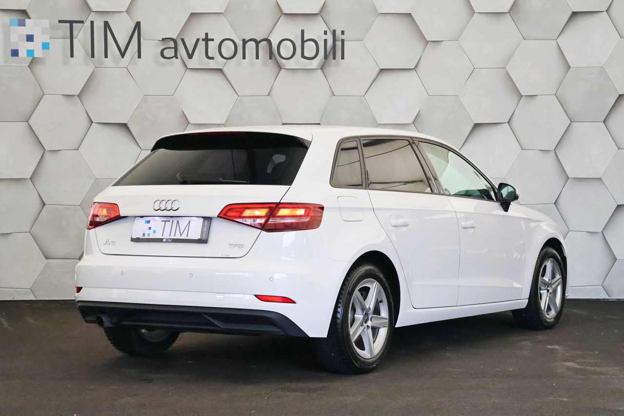 Zunanja slika - Audi A3 - 1.0 TFSI Design 115KM - 3