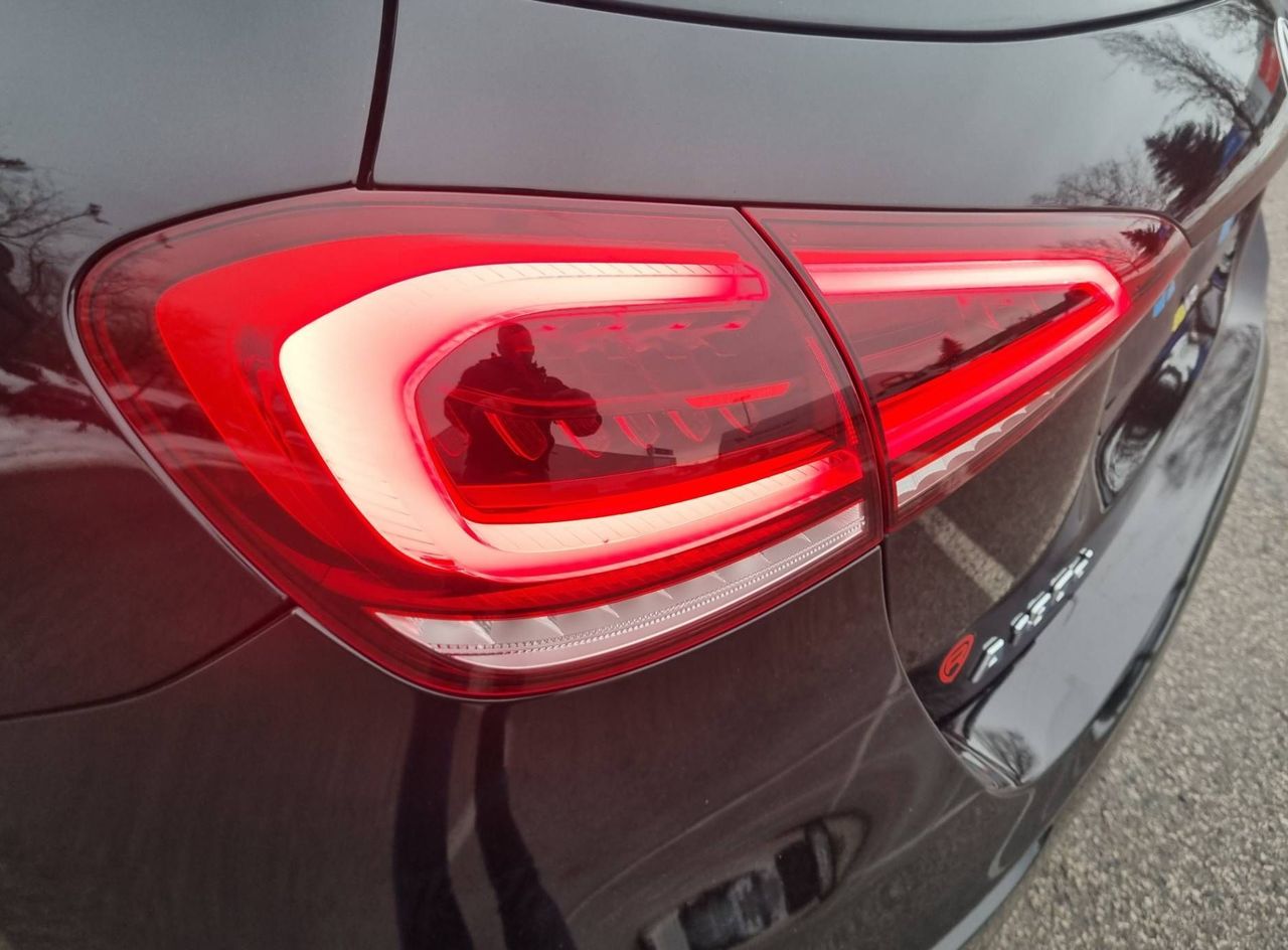 Zunanja slika - Mercedes-Benz A-Razred - A 180 d-Virtual-Led-Navi-Kamera-Usnje-Velik serv - 18