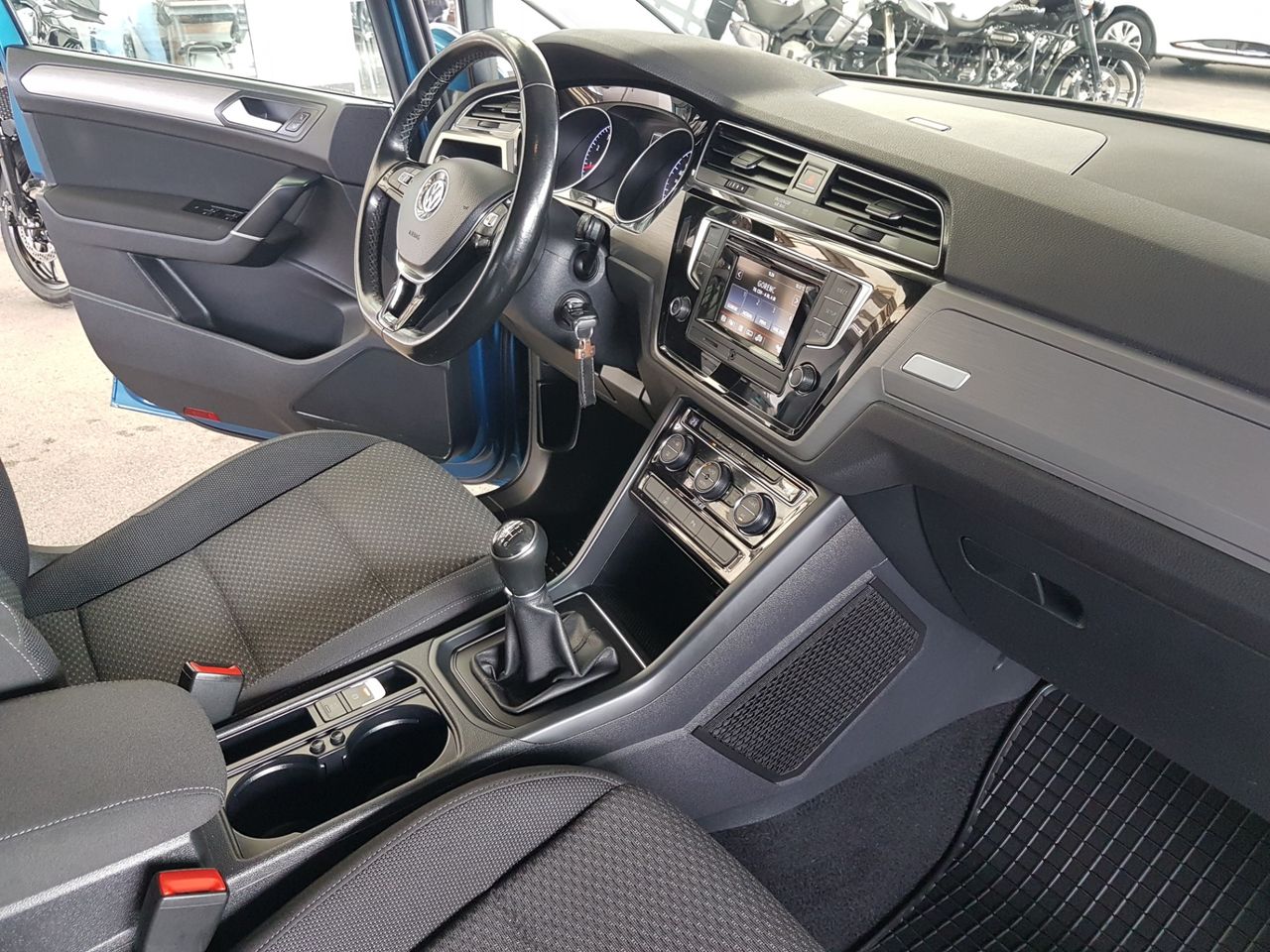 Zunanja slika - VW Touran - 1,2 TSI Comfortline - 11