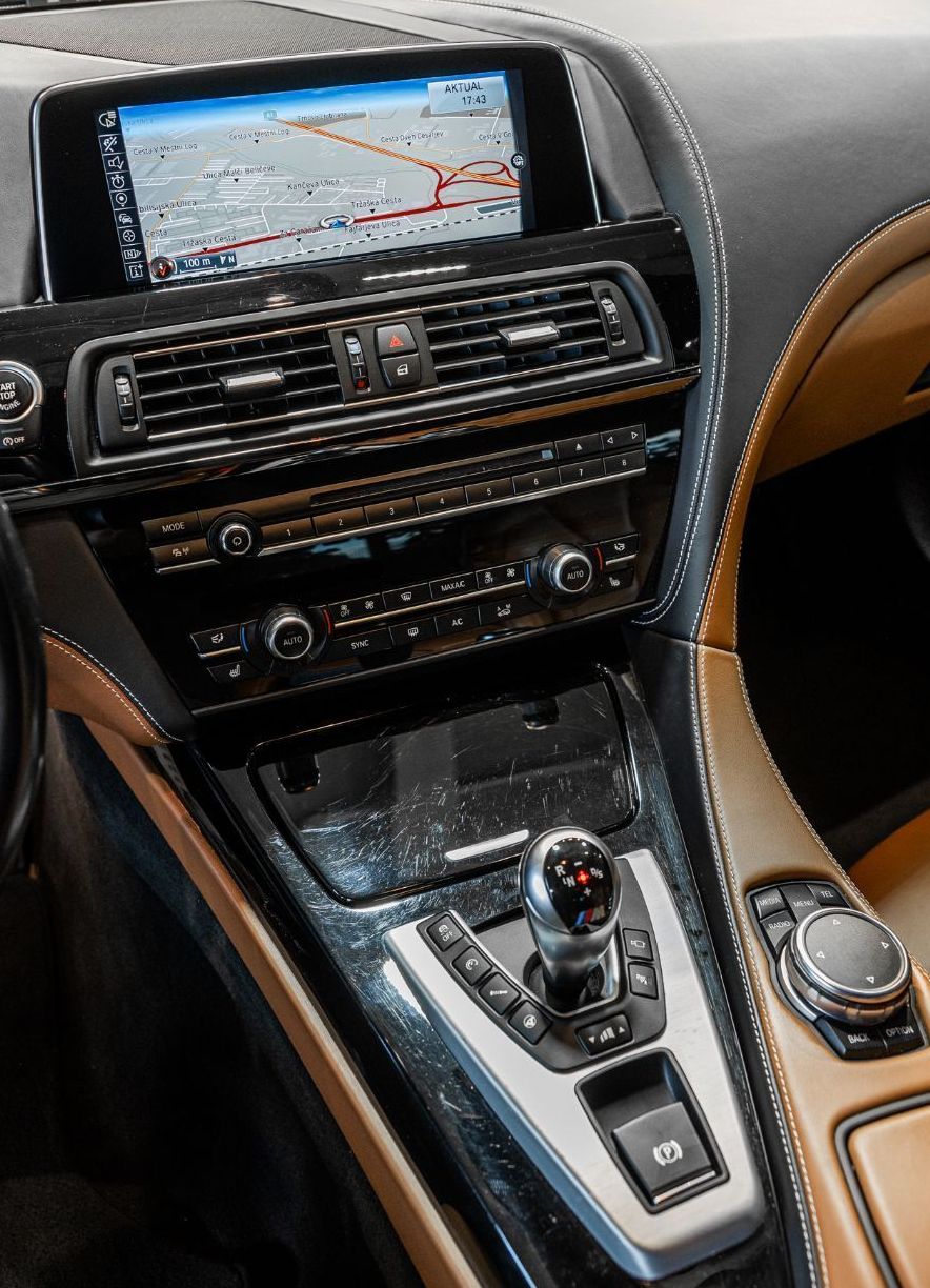 Zunanja slika - BMW M6 - GRAN COUPE-NAVI-SOFT-KEYLESS-MEMORY-USNJE-LED - 13