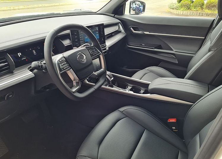 Zunanja slika - KG Mobility Torres - 1.5 T-GDi Special Plus 4x2 A T - 7