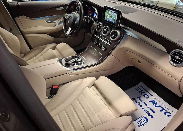 Zunanja slika - Mercedes-Benz GLC-Razred - GLC 250 d 4MATIC Exclusive AIR MATIC-HUD-ACC-9G... - 10