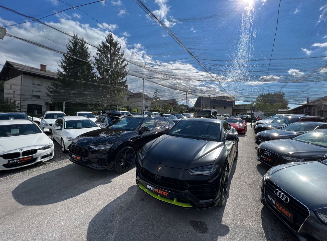 Zunanja slika - VW Multivan - T7 L2 2.0 TDI AUT. SLO 1.LASTNIK IQ LED ACC 7SED. - 7