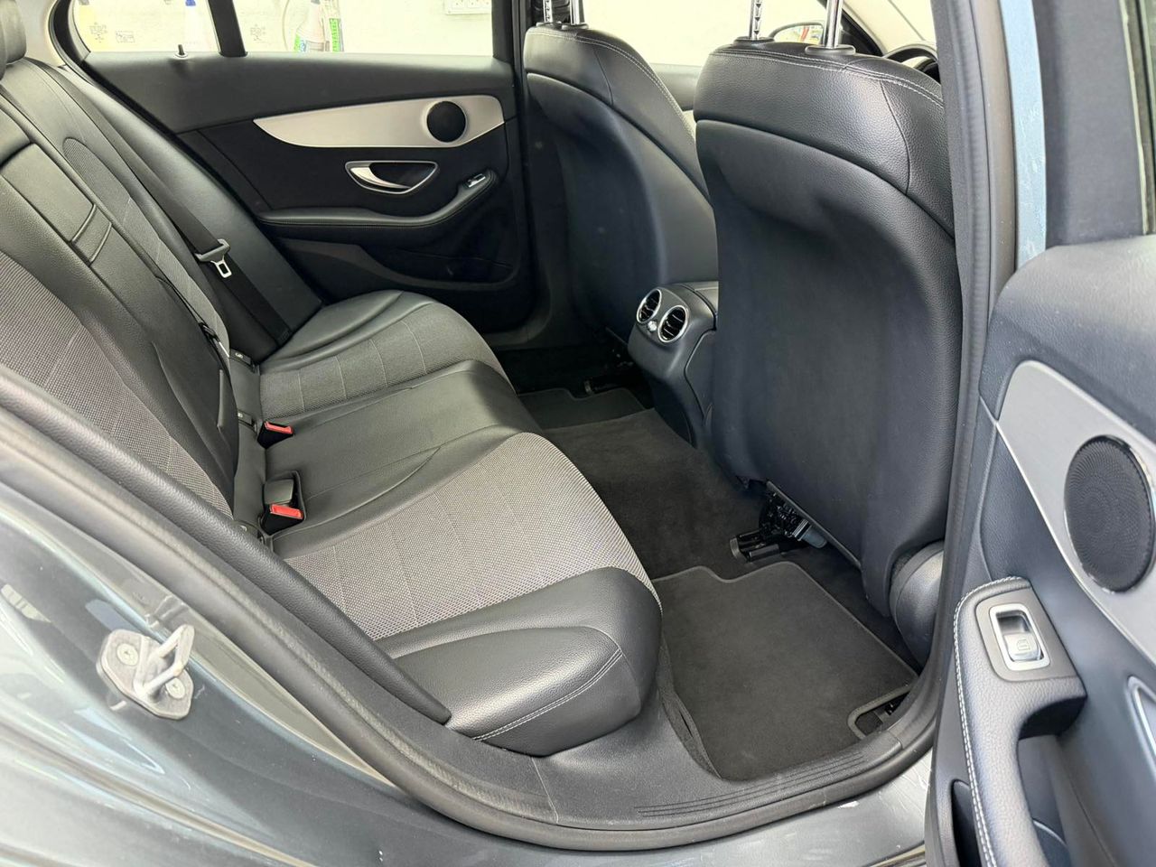 Zunanja slika - Mercedes-Benz C-Razred - C 220 d - 4