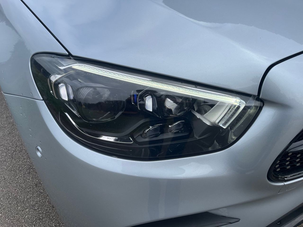 Zunanja slika - Mercedes-Benz E-Razred - E220d AMG WIDE MULTIBEAM WEBASTO PRIKLOP ALU20 - 16