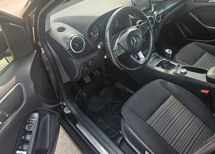 Zunanja slika - Mercedes-Benz B-Razred - 136ks °NAVIGACIJA° °TEMPOMAT° °PARK-SENZORJI° - 8