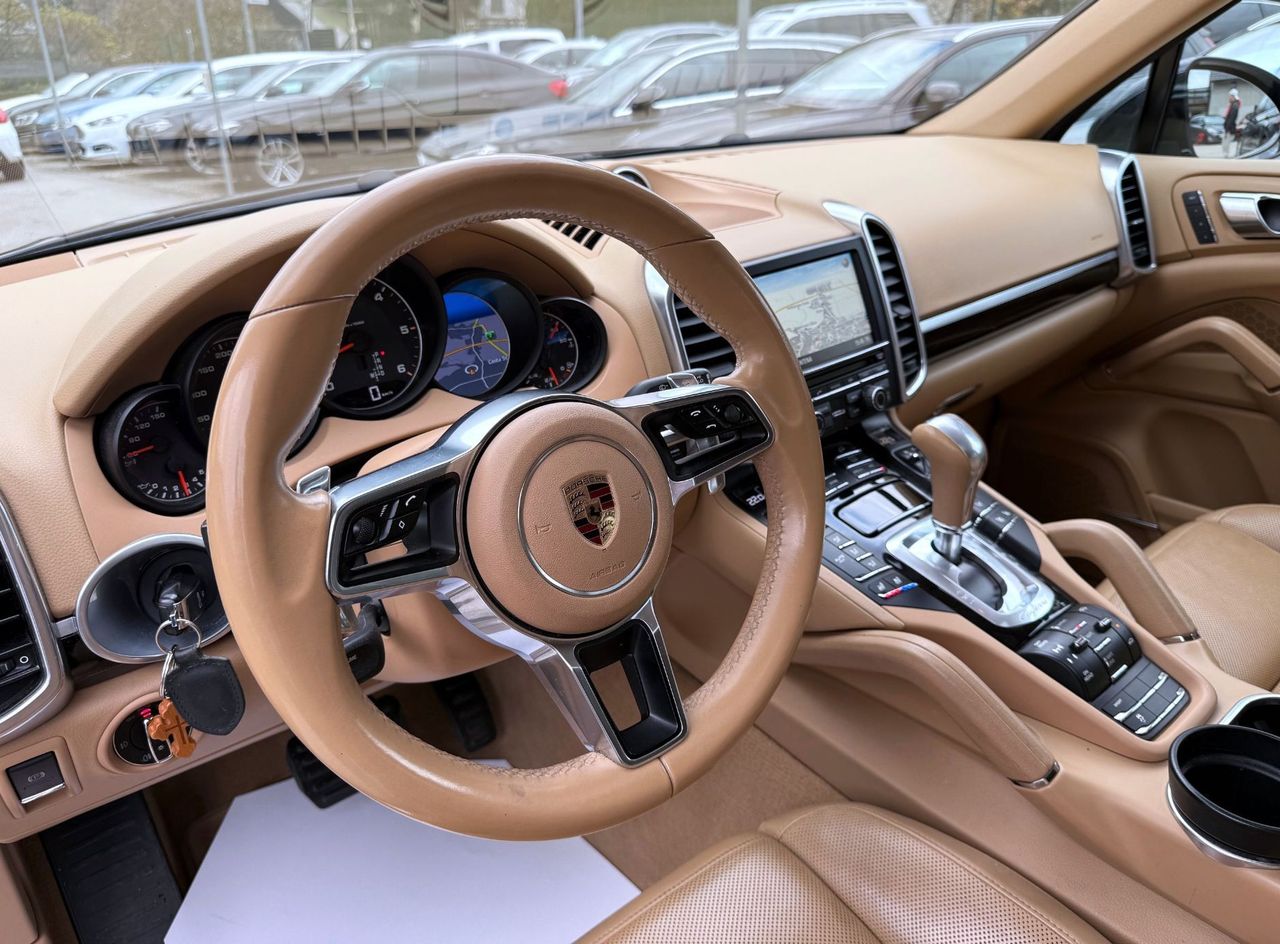 Zunanja slika - Porsche Cayenne - DIESEL 3.0 V6 SLO.VOZILO 1.LASTNICA LED ŠIBEDAH - 16