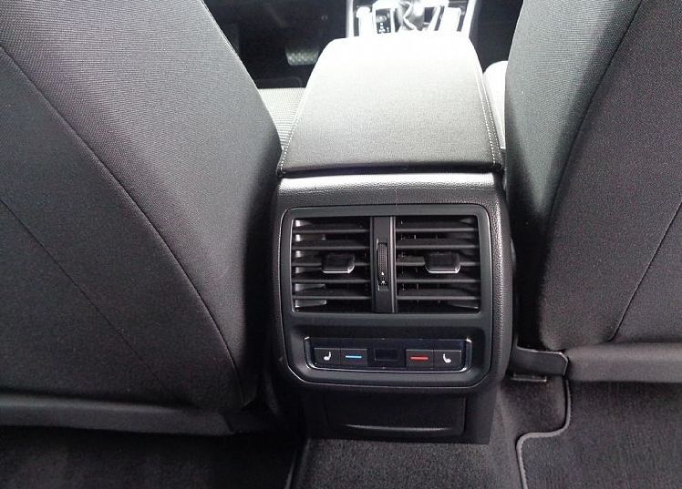 Zunanja slika - VW Arteon - 2.0 TDI AUTOMATIC - SAMO 102.000km - VLEČNA KLJUKA - 8