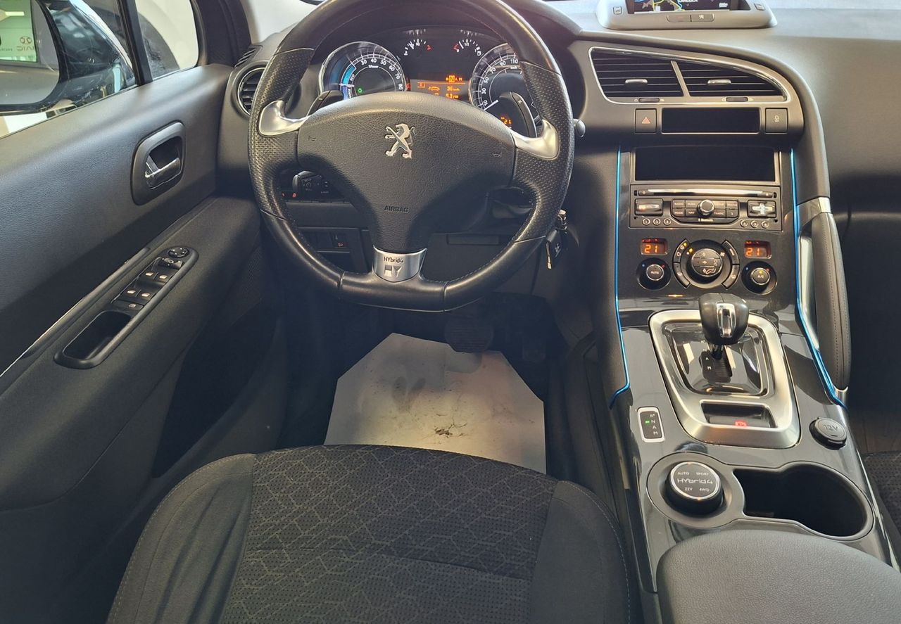 Zunanja slika - Peugeot 3008 - HYBRID 4X4-LED-NAVI-PDC-KLJUKA-HITRI KREDIT- - 8