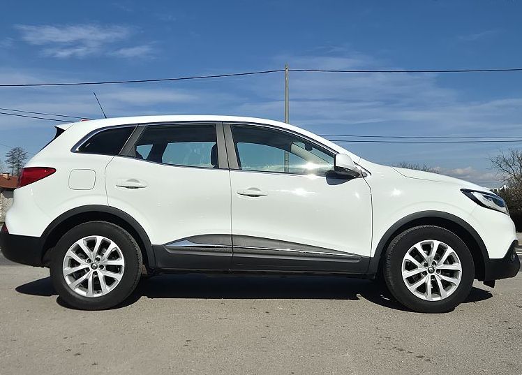 Zunanja slika - Renault Kadjar - LIFE Energy TCe 130 °PDC °KEYLESS °lepo ohranjen - 7