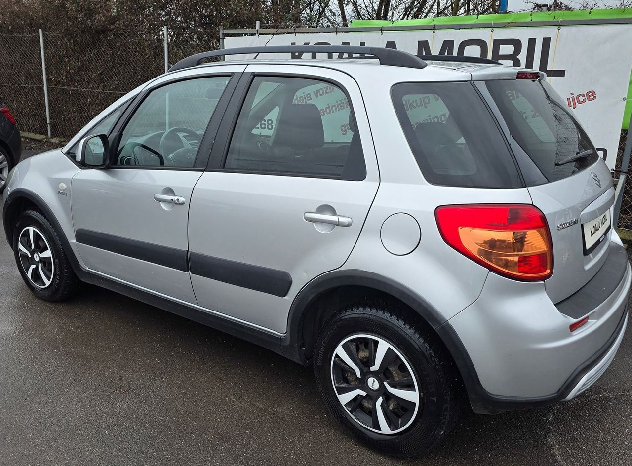 Zunanja slika - Suzuki SX4 - 1.9 TD COMFORT+ 4X4 ABS.KLIMA.CD  LEPO OHRANJEN - 6