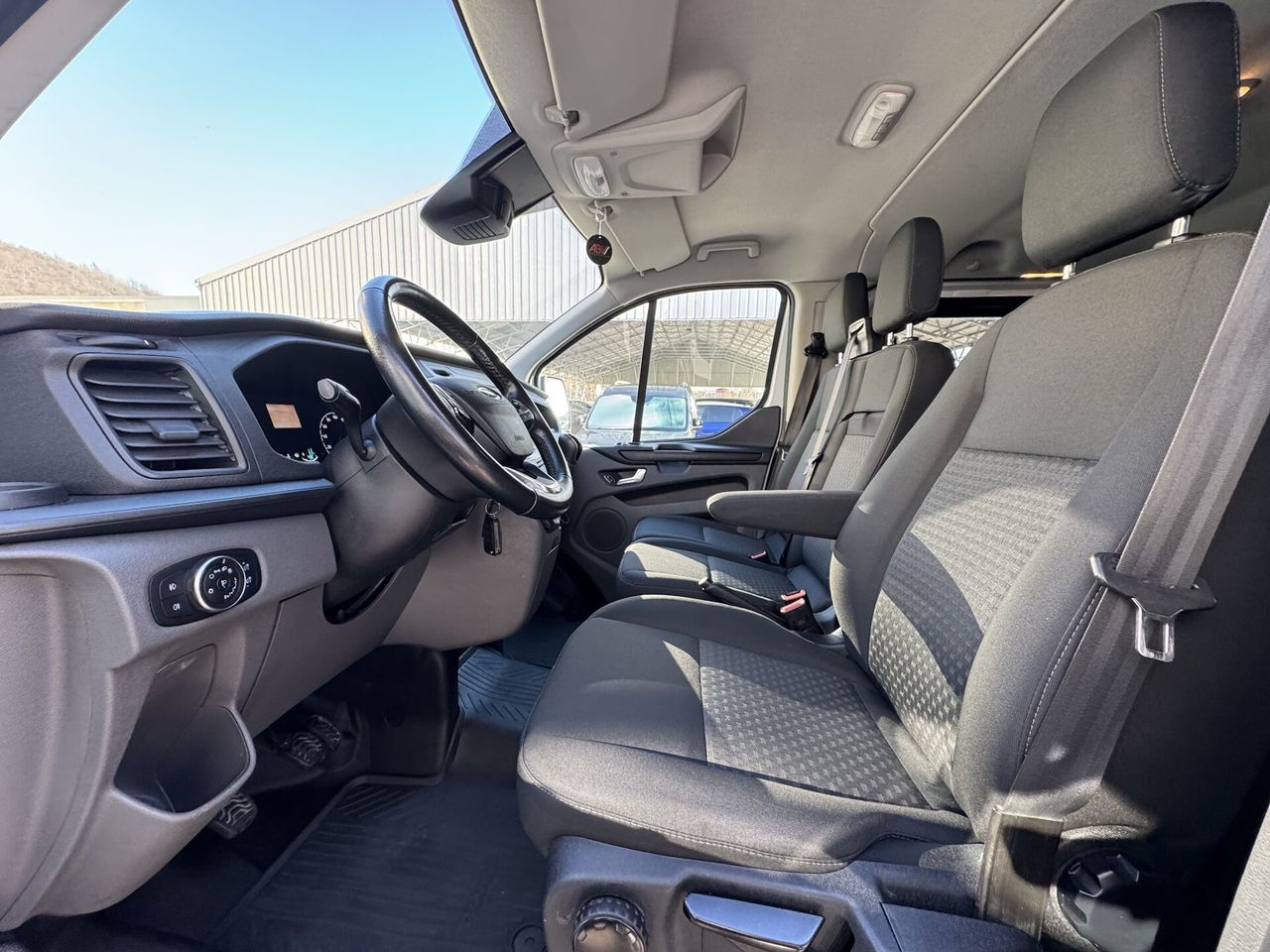 Zunanja slika - Ford Transit Custom - 2.0 ECOBLUE 170KM H1L2 6 SEDEŽEV+TOVOR - 8