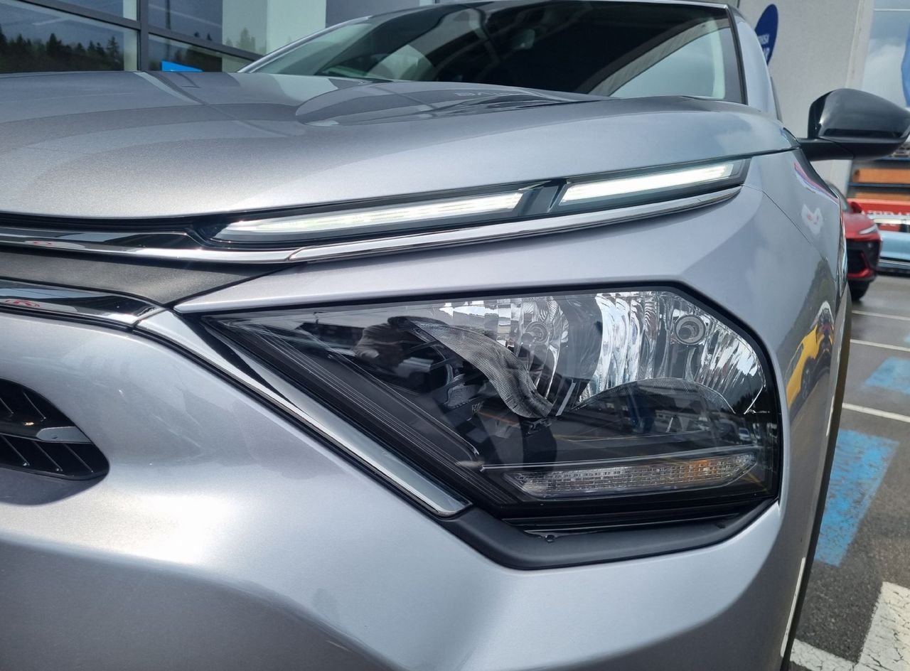 Zunanja slika - Citroën C4 - 1.2 PureTech 100 You  - SAMO 19.857KM - ODLIČEN - 13
