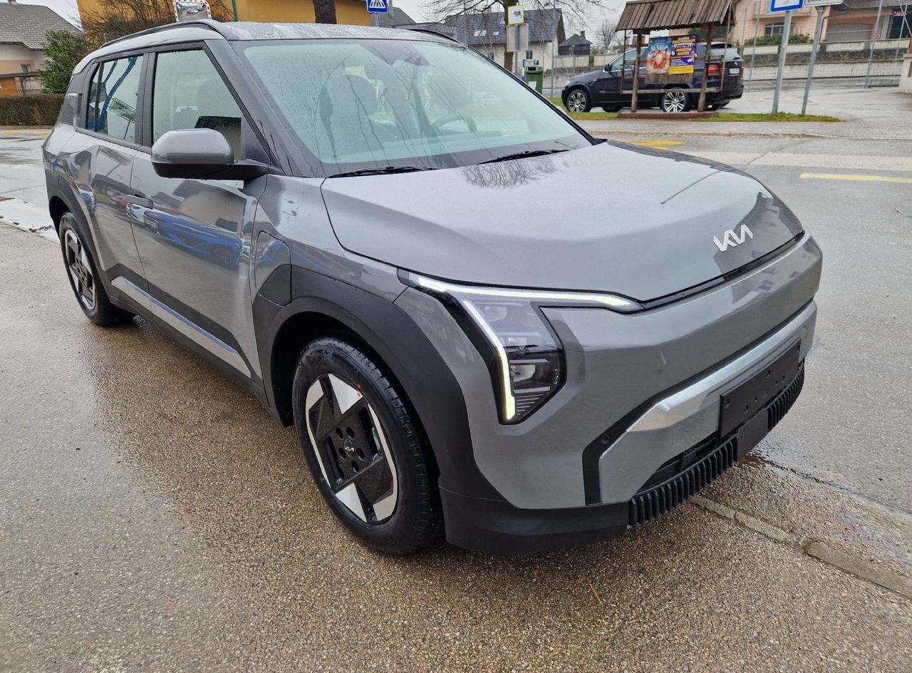 Zunanja slika - KIA EV3 - STAR 58.3 kWh baterija - 5