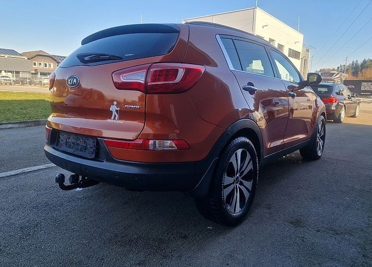 Zunanja slika - KIA Sportage - 2.0 CRDi 100kW Limited AWD - 4