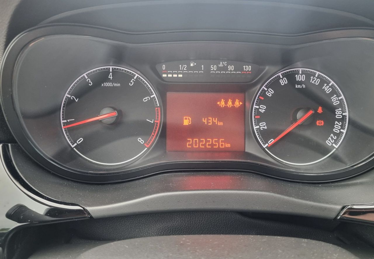 Zunanja slika - Opel Corsa - 1.4 SLOVENSKO POREKLO + CELOTNA SERVISNA ZGODOVINA - 17