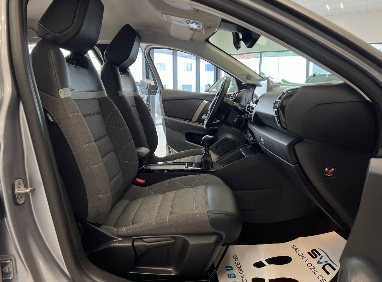 Zunanja slika - Citroën C4 - 1.2-FULL-LED-HUD-GRET-SED-KAM-NAVI-DAB-PDC-17C - 9