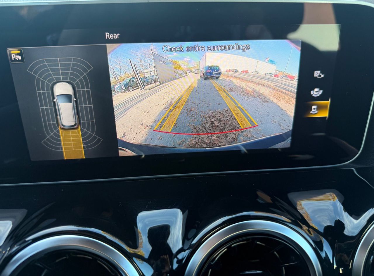 Zunanja slika - Mercedes-Benz B-Razred - B 200 d-Usnje-Ful led-Kamera-Widescreen-F1... - 17