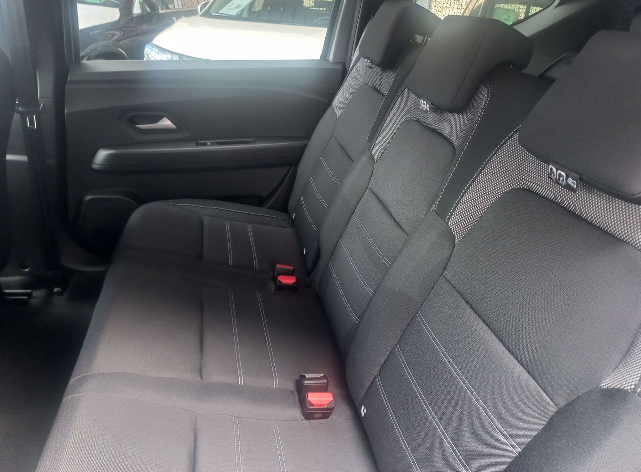 Zunanja slika - Dacia Jogger - 1.0 TCe 110 Expression 7-Sed. - 7