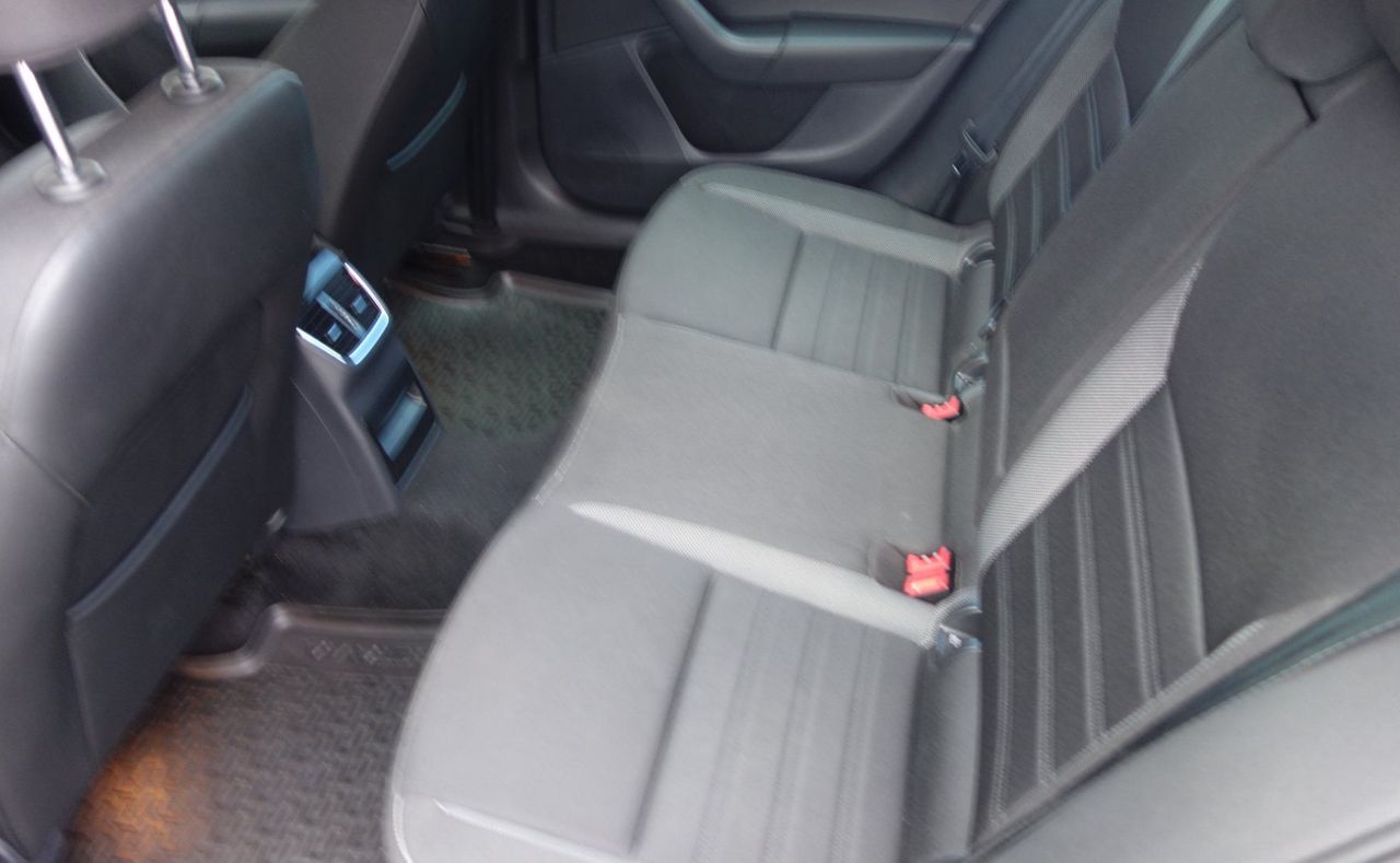 Zunanja slika - Škoda Octavia - Combi 2.0 TDI - 6