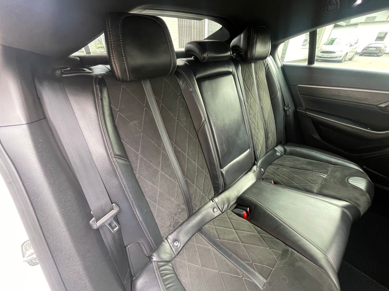 Notranja slika - Peugeot 508 - 2,0 BlueHDi 180 S&S GT Line Avt. - 14