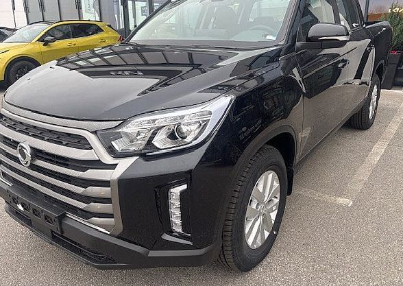 Zunanja slika - KG Mobility Musso - 2.2XDI VENTURE 4X4 M T - 1