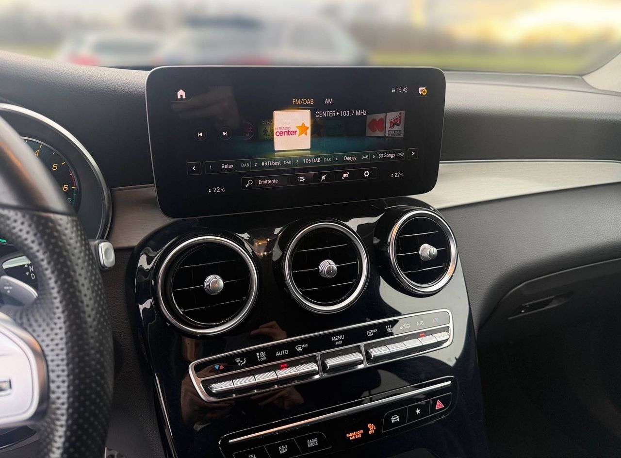 Zunanja slika - Mercedes-Benz GLC-Razred - GLC 300 de 4MATIC MULTIBEAM NAVI PDC KAMERA TOP... - 15