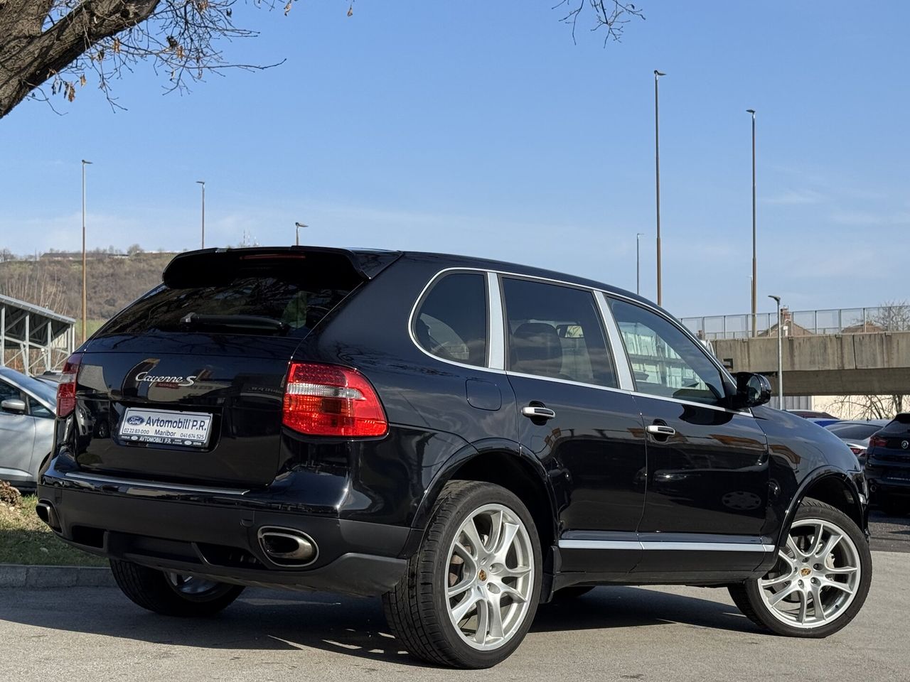 Zunanja slika - Porsche Cayenne - S 4.8 385KM TIPTRONIC ODLIČEN 2 KOMPLETA PLATIŠČ - 7