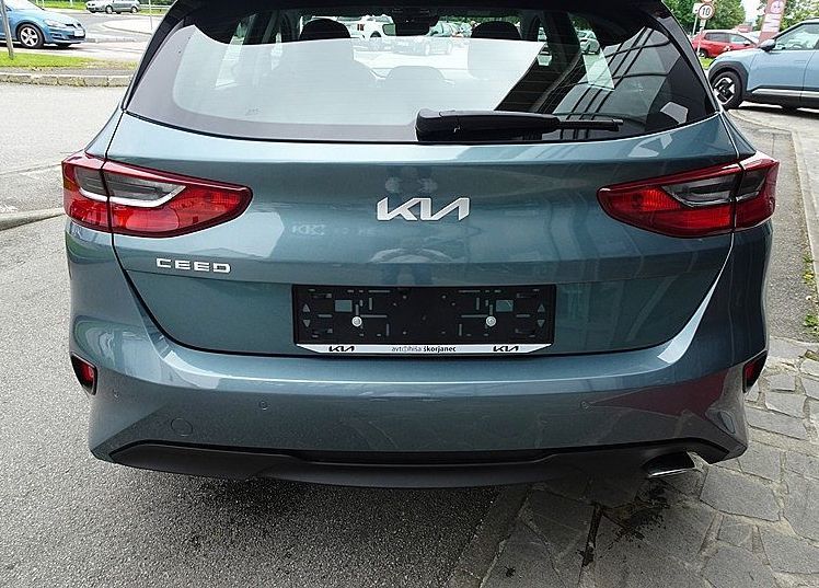 Zunanja slika - KIA Ceed - 1.0 T-GDi LX Champion+ ISG. ZIMSKE GUME ZA 1€.30° - 5