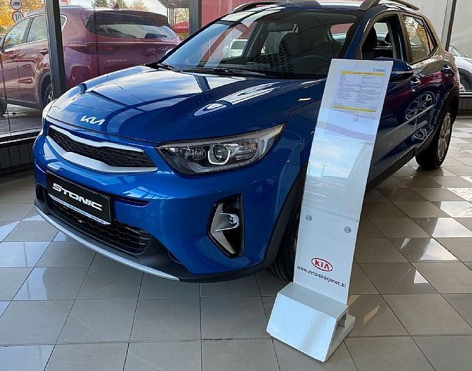 Zunanja slika - KIA Stonic - 1.2 MPI  LX Urban+ M T + ZIMSKE GUME ZA 1 € + 30° - 1