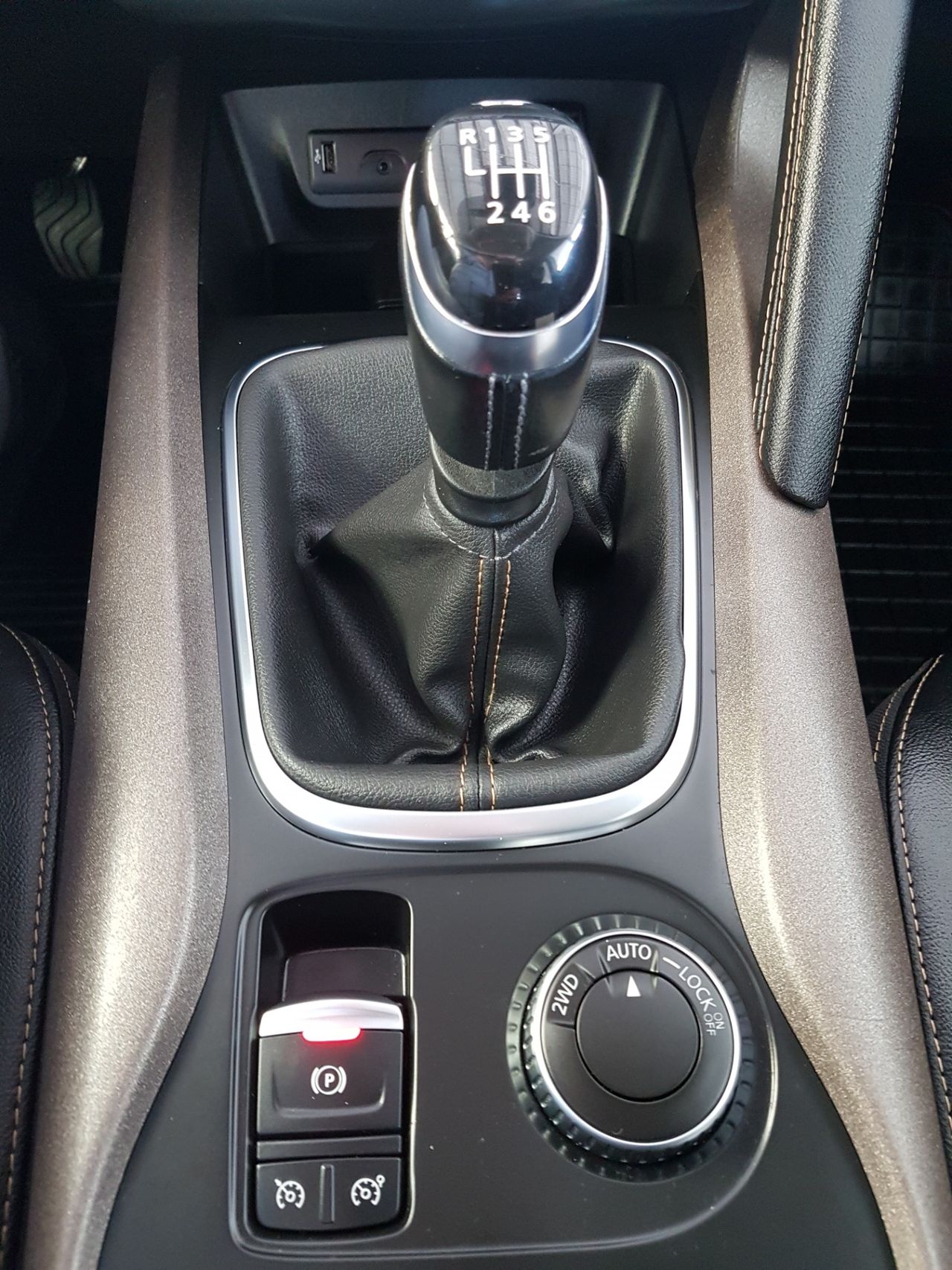 Zunanja slika - Renault Kadjar - 4x4 dCi 130 Energy - 14