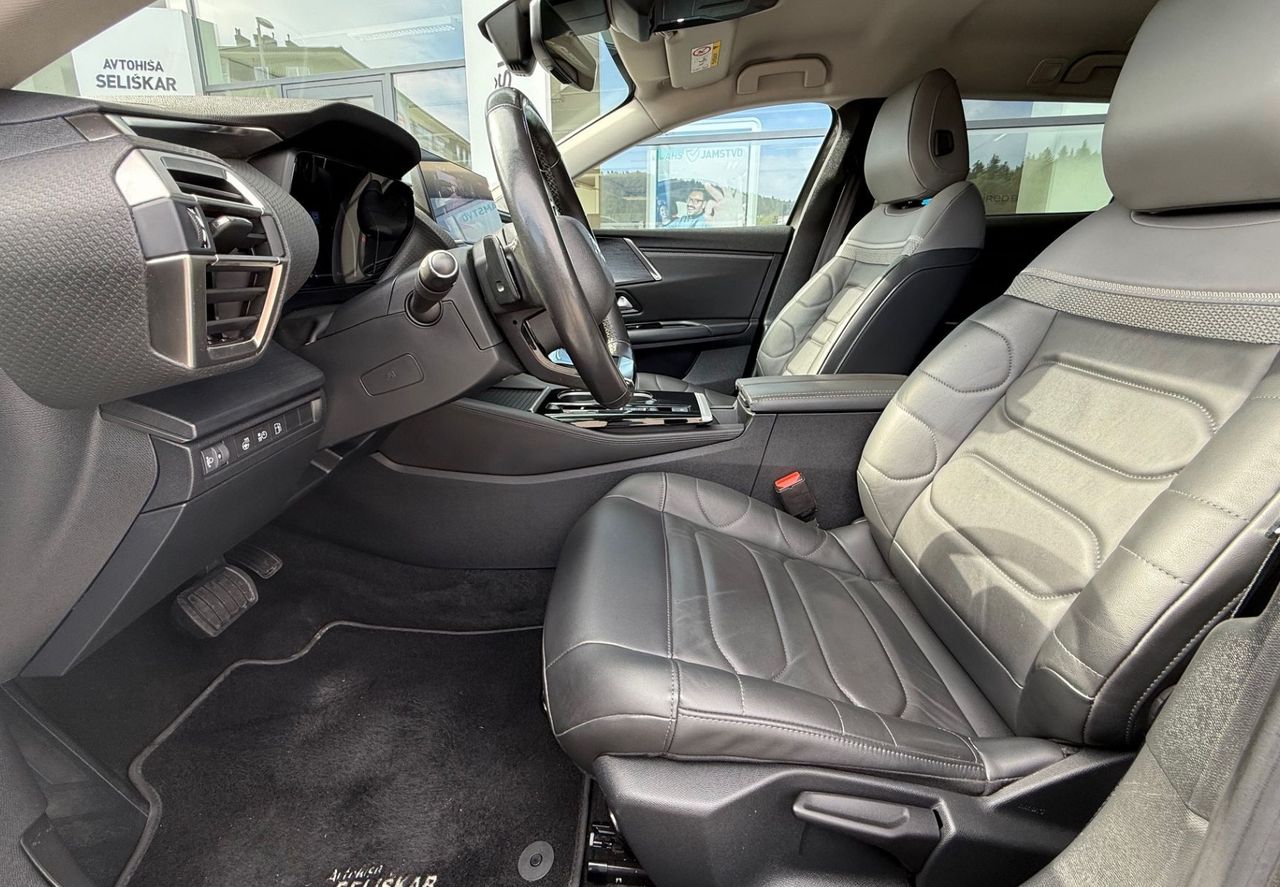 Zunanja slika - Citroën C5 X - 1.6 PHEV Shine - POTRJENA SERVISNA + AKCIJSKA CENA - 9