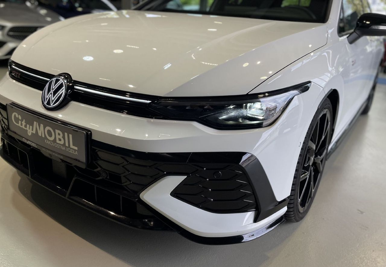 Zunanja slika - VW Golf - GTI-HEADUP-PANO-NAVI-GRETJE-LED-LANE-HARMAN KARDON - 7