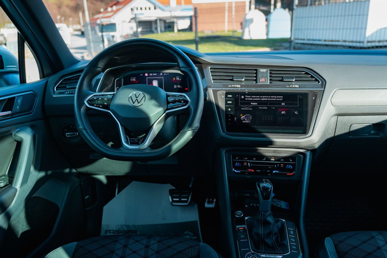 Zunanja slika - VW Tiguan - 4motion 2,0 TDI BMT R-Line DSG - 14