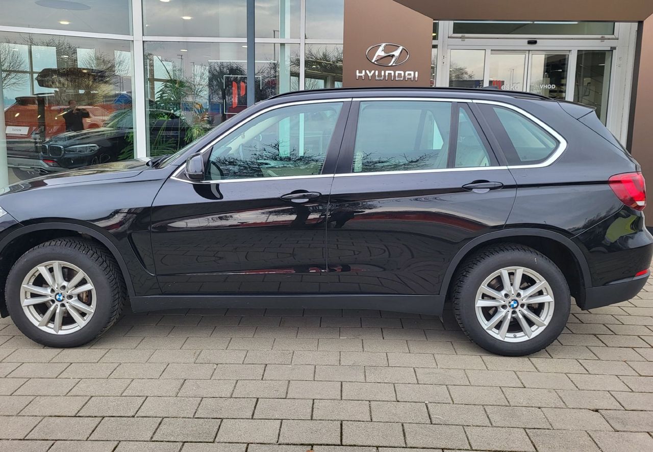 Zunanja slika - BMW X5 - serija : xDrive25d xenon-navi-alu-pdc-kamera-usnje-vl.kljuk - 3