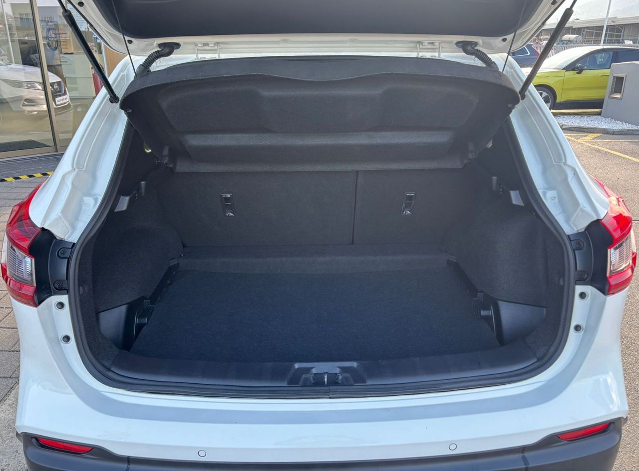 Zunanja slika - Nissan Qashqai - 1.3 DIG-T 160 N-CONNECTA 360.KAMERA-TEMPOMAT-DAB+ - 6