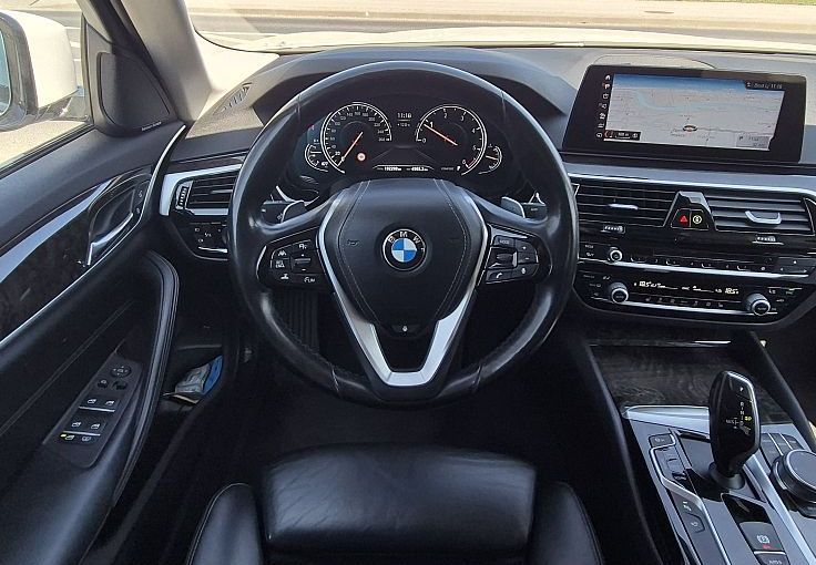 Zunanja slika - BMW Serija 5 - : 520d EXCLUSIVE °ALU 19 °HUD °ACC °NIGHT VISION - 10