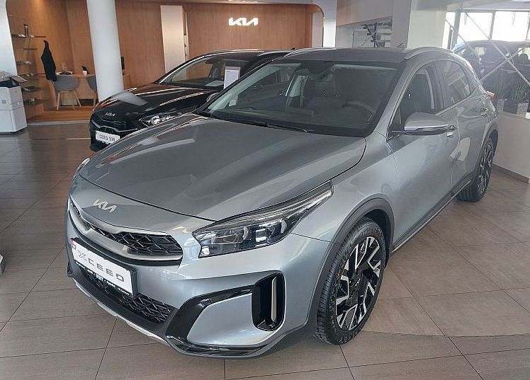 Zunanja slika - KIA XCeed - 1.6 T-GDi EX WAY ISG.7DCT 110.3 kW. VEČ BARV - 1