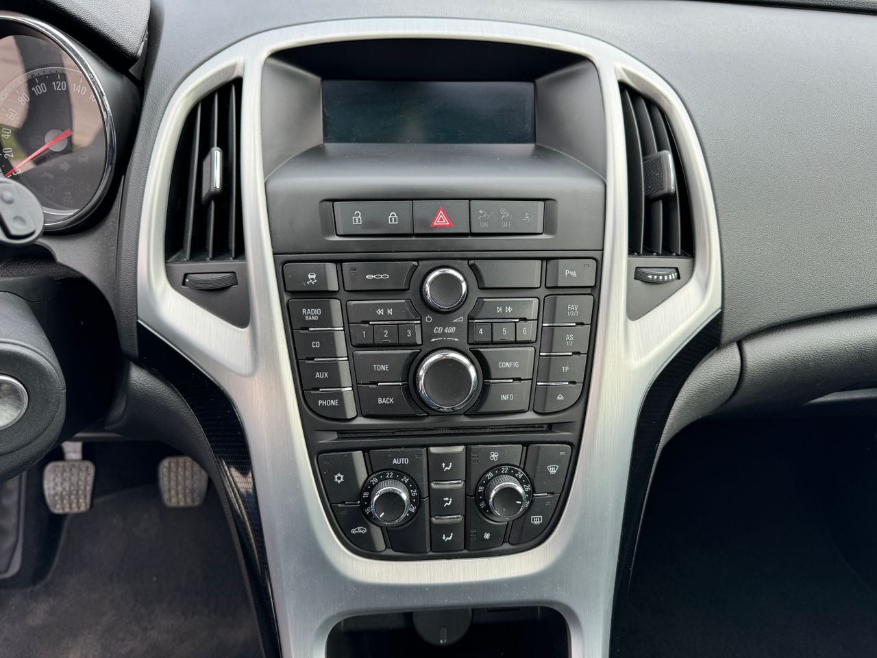 Notranja slika - Opel Astra - Opel - 10