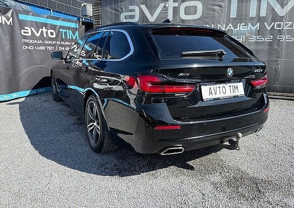 Zunanja slika - BMW serija 5 Touring: - 520d xDrive Live Cockpit DAB BMW Key Vl. Kljuka - 3