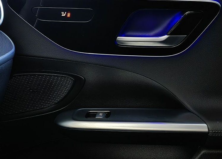 Zunanja slika - Mercedes-Benz C-Razred - 220d-200KM-2X-AMG-LINE-360-KAMER-BURMESTER-ACC-18C - 18